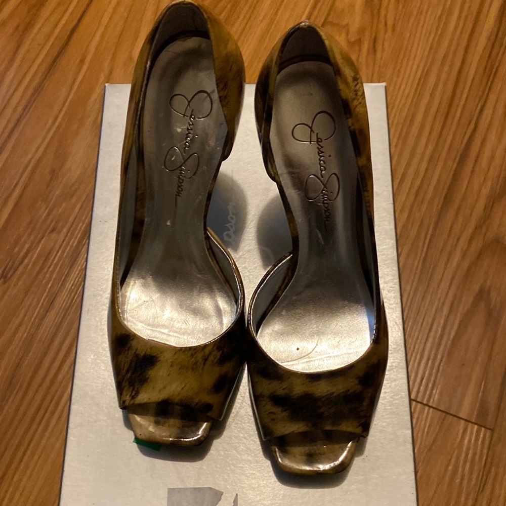 Gently used Jessica Simpson heels
